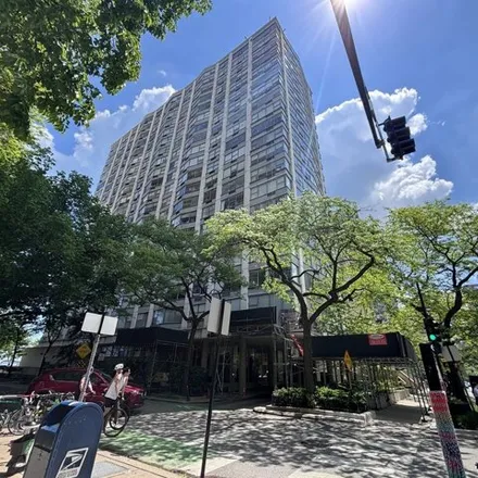 Buy this 1 bed condo on 5757 North Sheridan Road in Chicago, IL 60660