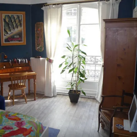 Rent this studio apartment on 37 Rue Damrémont in 75018 Paris, France