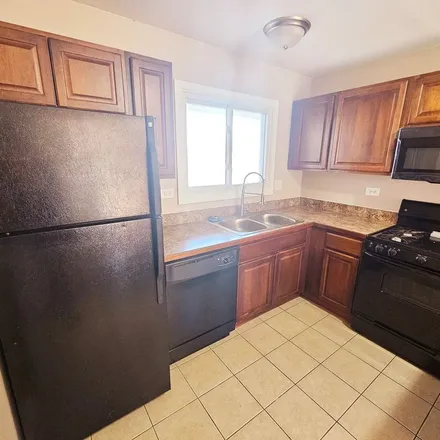 Rent this 2 bed apartment on 763 Rosner Drive in Roselle, IL 60172