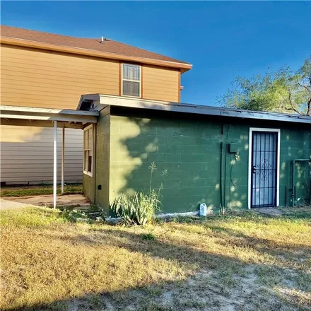 Image 4 - 606 East Kuhn Street, Sunrise Estates 2 Colonia, Edinburg, TX 78541, USA - House for sale