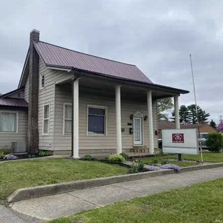 Buy this 5 bed house on 128 East 14th Street in Rochester, IN 46975