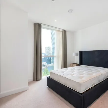 Image 3 - Maine Tower, 9 Harbour Way, Canary Wharf, London, E14 9ZP, United Kingdom - Apartment for rent