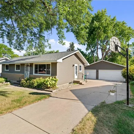 Image 3 - 1271 108th Avenue Northeast, Blaine, MN 55434, USA - House for sale