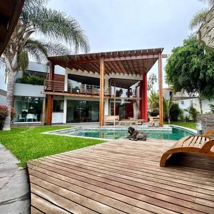 Rent this 3 bed house on Avenida Alameda Premio Real in Chorrillos, Lima Metropolitan Area 15067