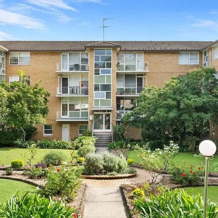 Rent this 3 bed apartment on Harriott Lane in Waverton NSW 2060, Australia