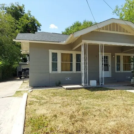 Buy this 3 bed house on 2714 East Houston Street in San Antonio, TX 78202
