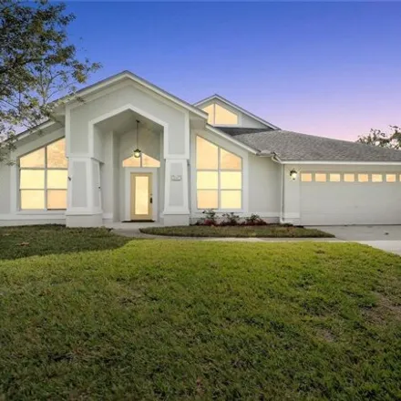 Buy this 4 bed house on 2007 Dumont Drive in Hillsborough County, FL 33596