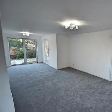 Image 2 - Colby Close, Mansfield Woodhouse, NG19 0LS, United Kingdom - House for sale