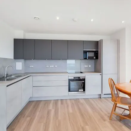 Image 9 - Regna Close, London, RM13 9FQ, United Kingdom - Apartment for rent