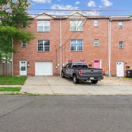 Buy this 3 bed townhouse on Lansdale Mosque in Kenilworth Avenue, Lansdale