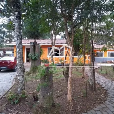 Buy this 5 bed house on Rua Dez de Novembro in Garagem 79, Piraquara - PR