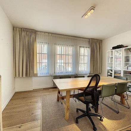 Rent this 1 bed apartment on Leeuwerikstraat 26 in 9000 Ghent, Belgium
