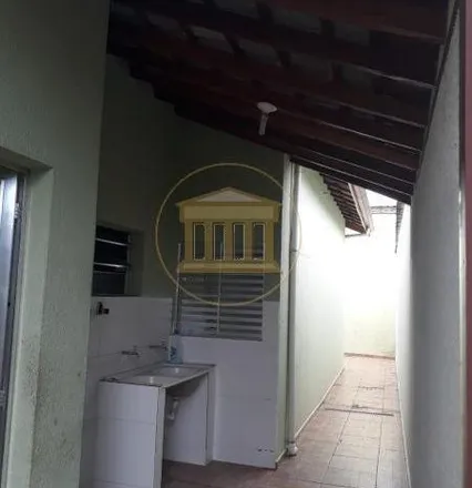 Buy this 2 bed house on Rua José Antônio dos Santos in Pindamonhangaba, Pindamonhangaba - SP