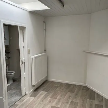 Rent this 1 bed apartment on Rue Vieille Fosse 7 in 4420 Saint-Nicolas, Belgium