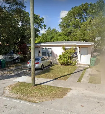 Image 1 - 1861 Northwest 49th Street, Allapattah, Miami, FL 33142, USA - Duplex for sale