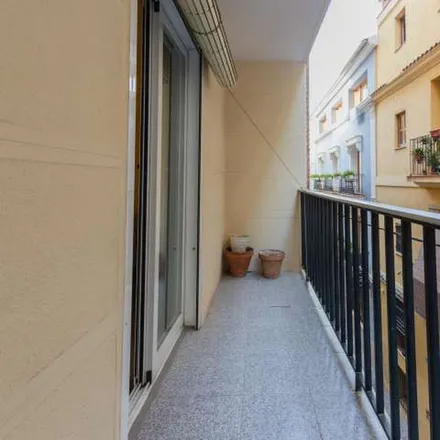 Rent this 6 bed apartment on Valenciaflats Torres de Quart in Carrer de Palomar, 12
