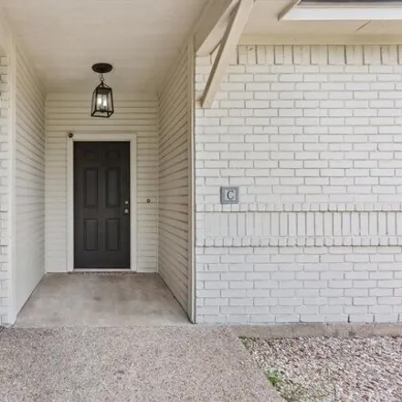Image 4 - 629 S 5th St, Waco, Texas, 76706 - House for sale