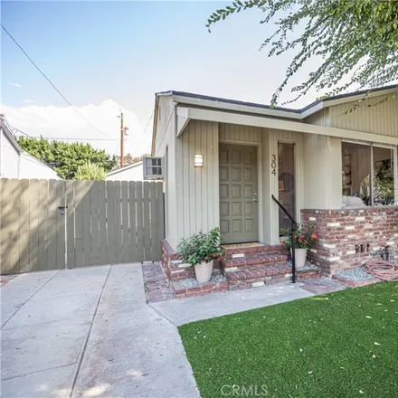 Buy this 3 bed house on 304 South Virginia Avenue in Burbank, CA 91506