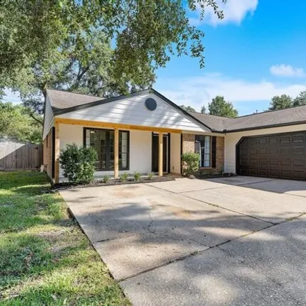 Buy this 3 bed house on 2927 Bassingham Dr in Houston, Texas