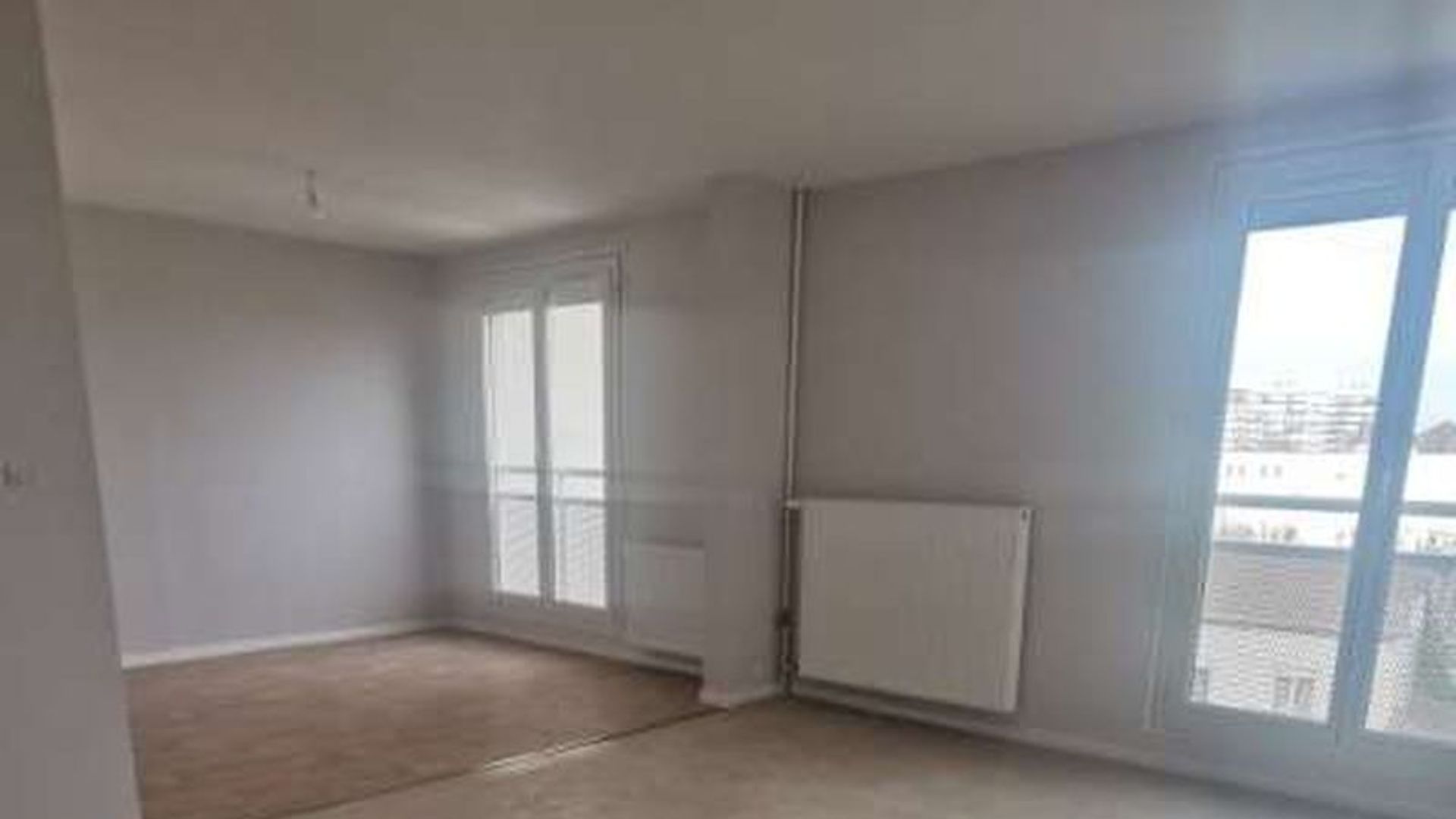 3 bedroom apartment at 124 Boulevard Dauphinot, 51000 Reims, France ...
