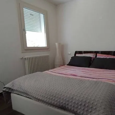 Rent this 2 bed apartment on 35010 Vigodarzere Province of Padua