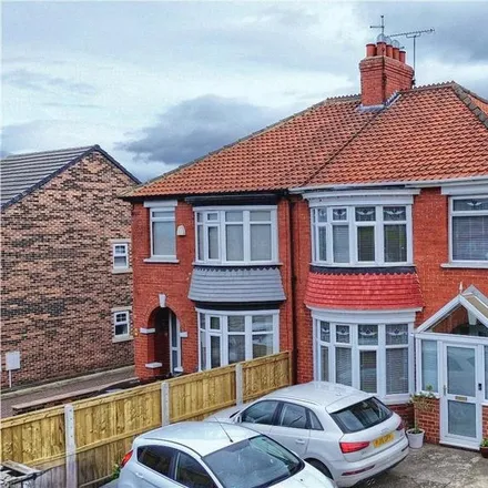Rent this 3 bed duplex on Lyndhurst Gardens in Ormesby Bank, Middlesbrough