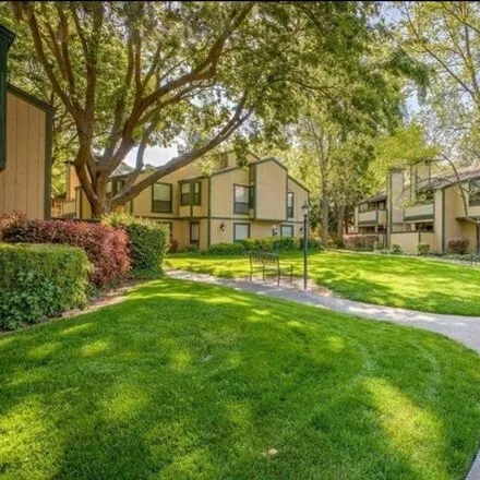 Image 5 - Del Verde Circle, Sacramento, CA 94834, USA - Condo for sale