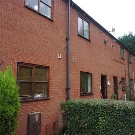 Rent this 1 bed townhouse on New Street in Telford, TF2 9AP