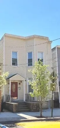 Rent this 3 bed apartment on 839 16th Street in Union City, NJ 07087