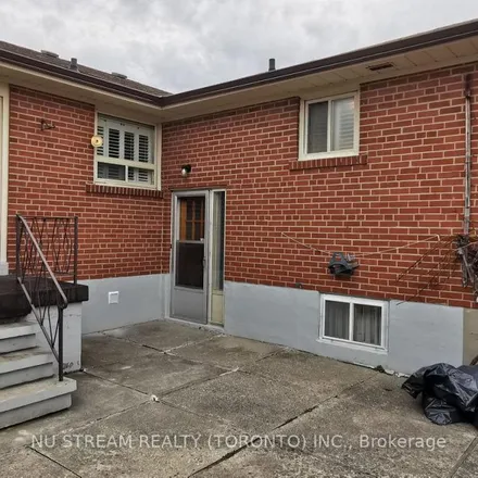 Image 3 - 38 Bowhill Crescent, Toronto, ON M2J 3Y8, Canada - Apartment for rent