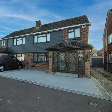 Rent this 4 bed duplex on Hare Lane in Langley Green, RH11 7PQ