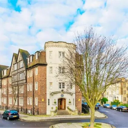 Image 2 - Hillsborough Court, Mortimer Crescent, London, NW6 5NT, United Kingdom - Room for rent