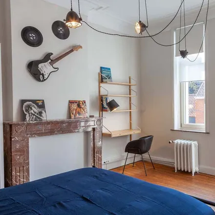Rent this 7 bed room on Rue Alphonse Renard - Alphonse Renardstraat 82 in Uccle - Ukkel, Belgium