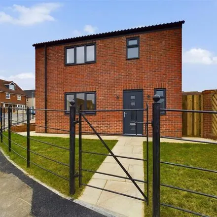 Buy this 3 bed house on Swallowcroft in Eastington, GL10 3BH