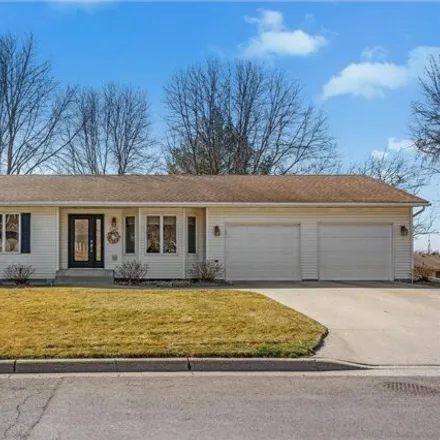 Buy this 3 bed house on 1576 Sunset Drive Southwest in Owatonna, MN 55060