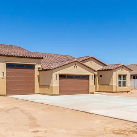 Image 2 - North 223rd Drive, Maricopa County, AZ 85361, USA - House for sale