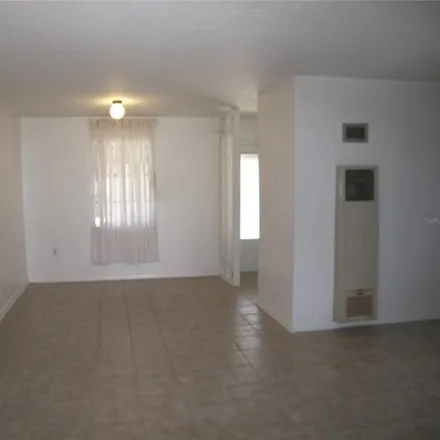 Image 6 - 2351 Elkcam Boulevard, Port Charlotte, FL 33952, USA - House for sale