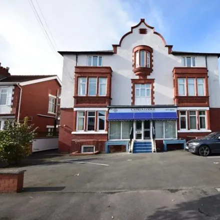 Rent this 2 bed apartment on Cyprus Avenue in Lytham St Annes, FY8 1DZ