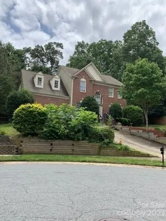 Buy this 5 bed house on 5711 Kinglet Lane in Charlotte, NC 28269