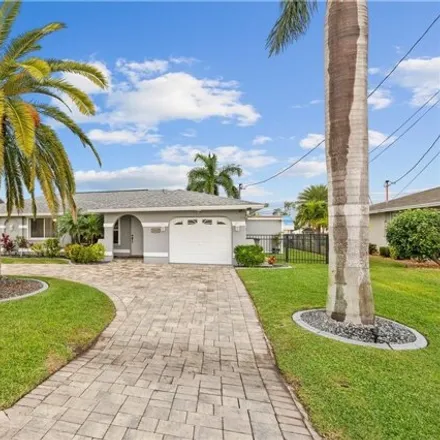 Image 4 - 2045 Se 28th St, Cape Coral, Florida, 33904 - House for sale