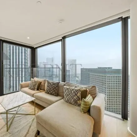 Rent this 2 bed room on Hampton Tower in 75 Marsh Wall, Canary Wharf