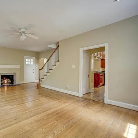 Image 6 - 4409 Underwood Street, University Park, Prince George's County, MD 20782, USA - House for sale