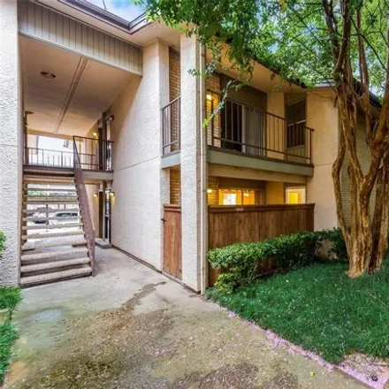 Image 3 - 12700 Midway Road, Dallas, TX 75244, USA - Condo for rent