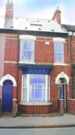 Image 7 - Grafton Street, Hull, HU5 2NR, United Kingdom - House for rent