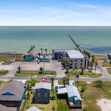 Image 3 - 721 S Austin St, Rockport, Texas, 78382 - House for sale