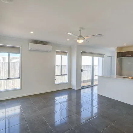 Image 7 - 6 Sapphire Street, Park Ridge QLD 4125, Australia - Apartment for rent