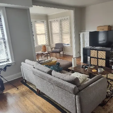Rent this 1 bed room on 1632 West Edgewater Avenue in Chicago, IL 60660