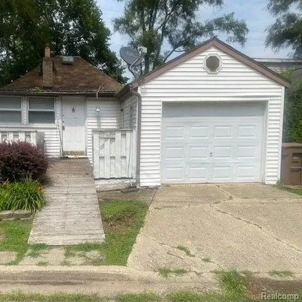 Buy this 2 bed house on 18 Ruth Avenue in Pontiac, MI 48341