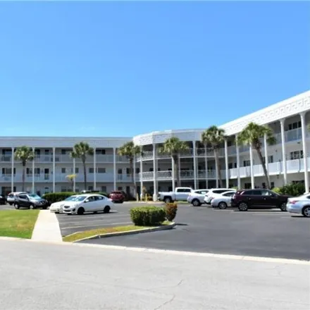Rent this 2 bed condo on 2423 Columbia Drive in Palm Harbor, FL 33763