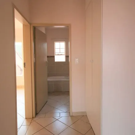 Image 2 - Mistletoe Street, Tshwane Ward 101, Gauteng, 0054, South Africa - Apartment for rent